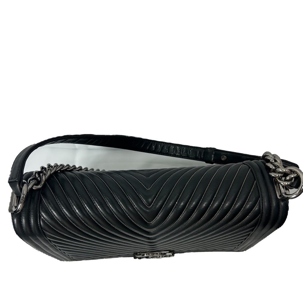 Chanel Chevron Boy Bag - Picture 8 of 13